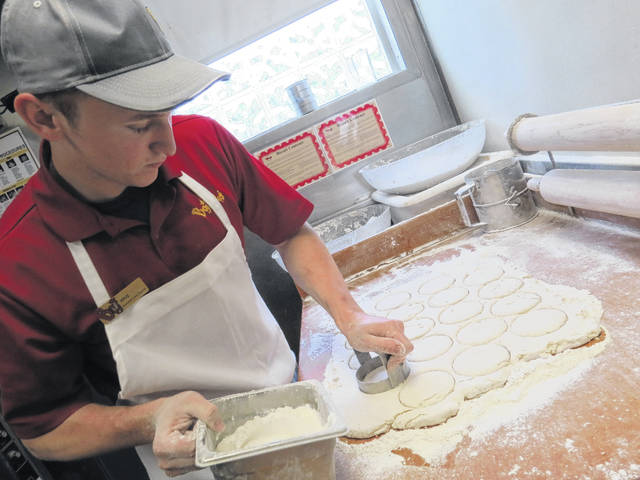 Bojangles Crowns Ultimate Biscuit Makers in Roll-off Competition
