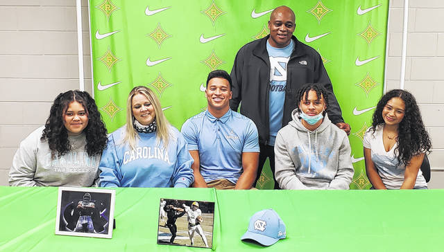 Caleb Hood announces he will enroll early at UNC