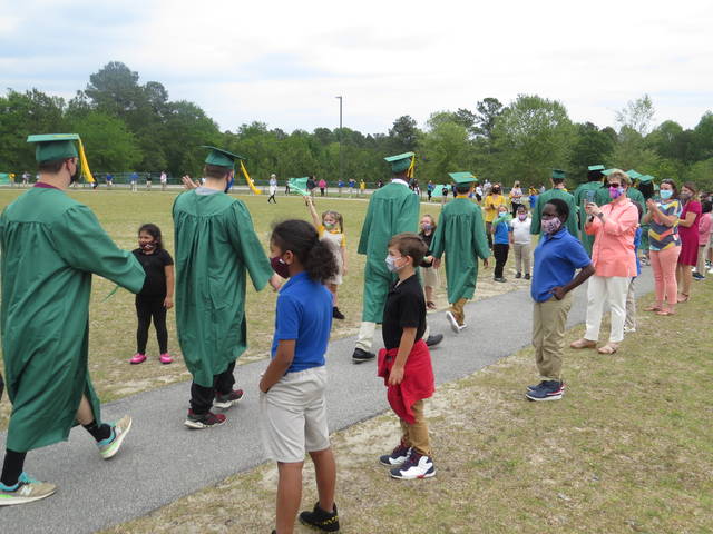 
			
				                                Every elementary school in the county celebrated their graduating seniors at their own schools.
                                 Matthew Sasser | Daily Journal

			
		