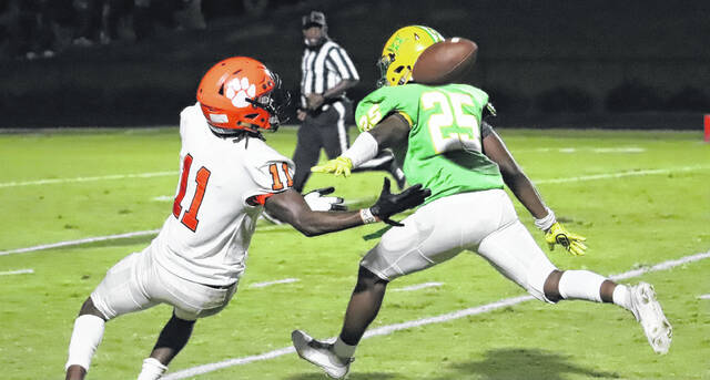 Richmond Senior football uses solid second half to complete comeback in win  against South View